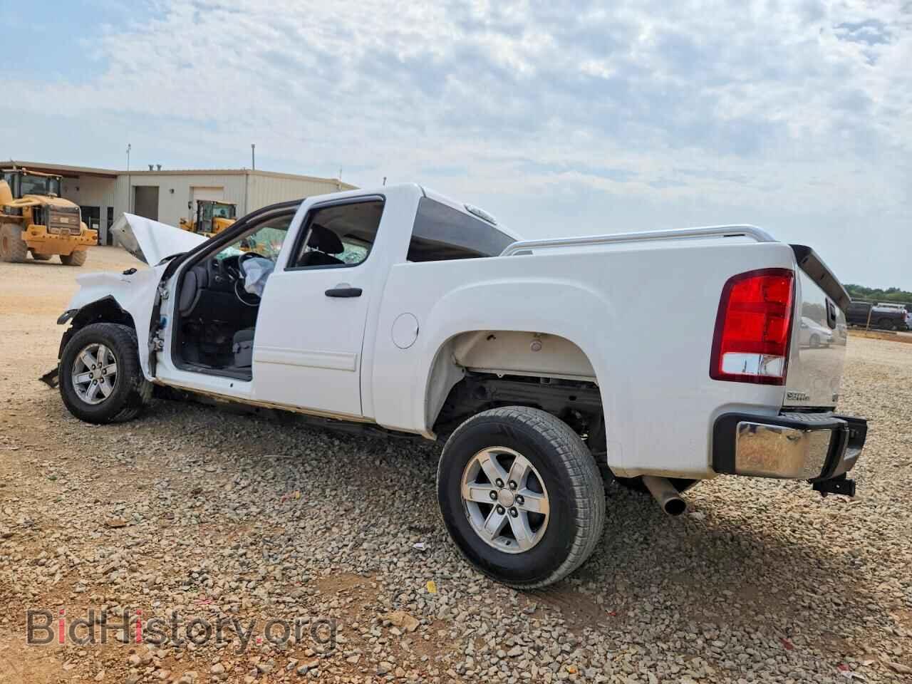 2013 GMC SIERRA - VIN: 3GTP1VE00DG241575 - Фото 2