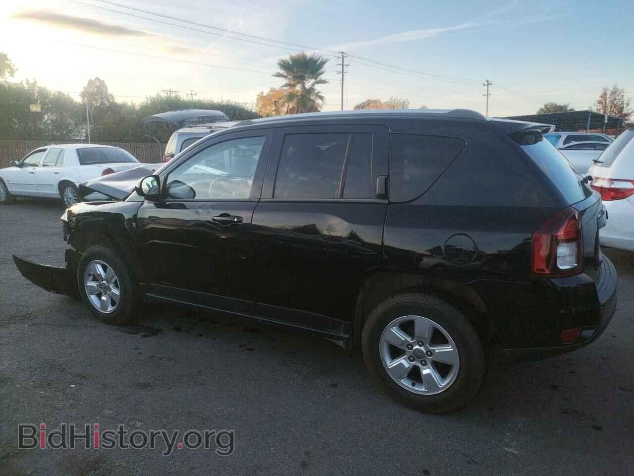 2014 JEEP COMPASS - VIN: 1C4NJCEAXED522589 - Photo 2