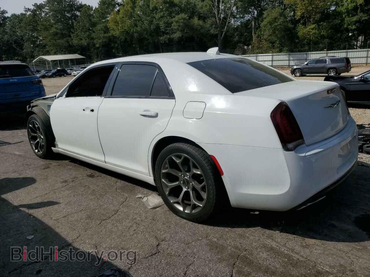 2015 CHRYSLER 300 - VIN: 2C3CCABG1FH755851 - Фото 2