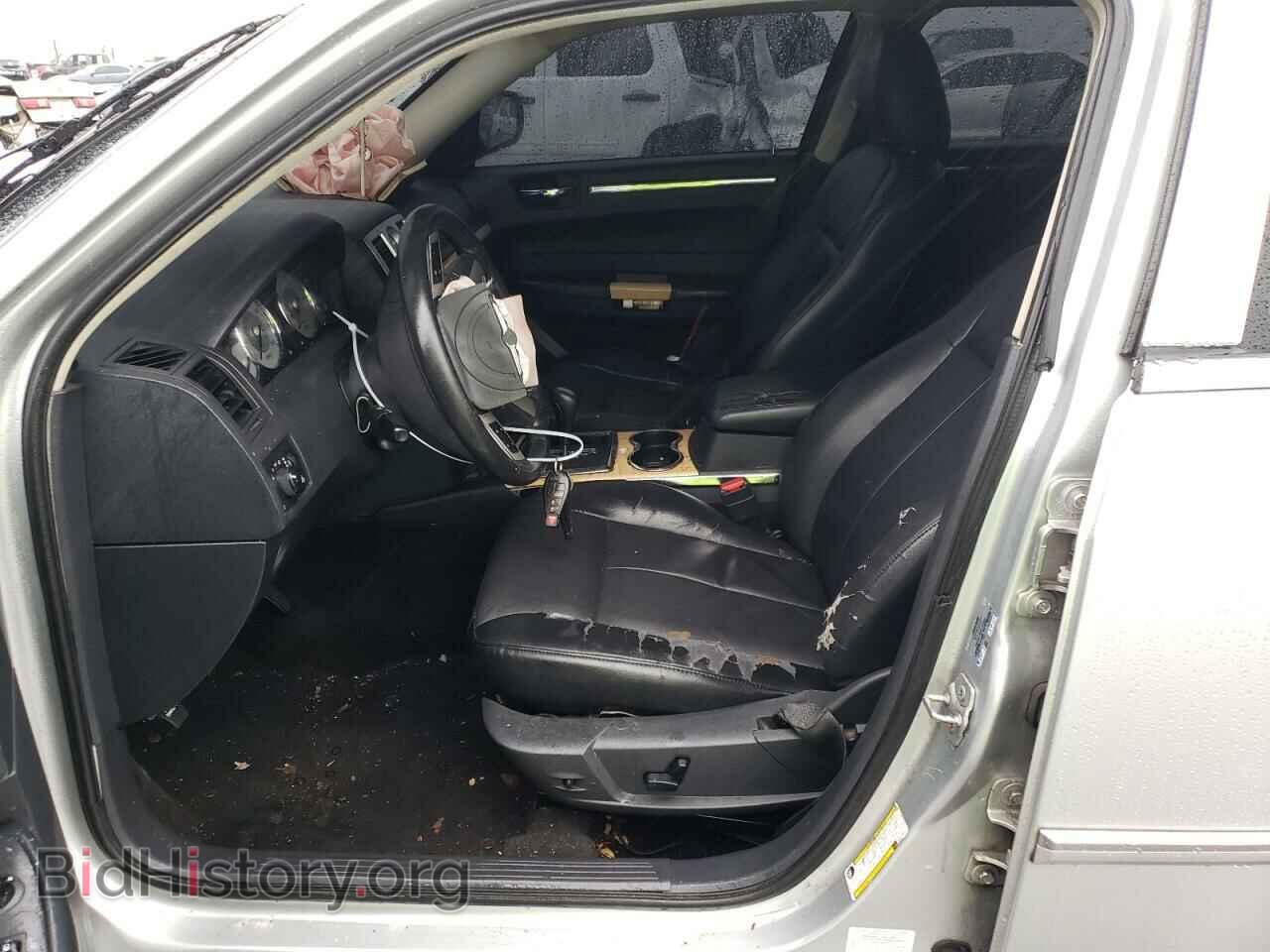 2008 CHRYSLER 300 - VIN: 2C3KA33G48H211665 - Фото 7
