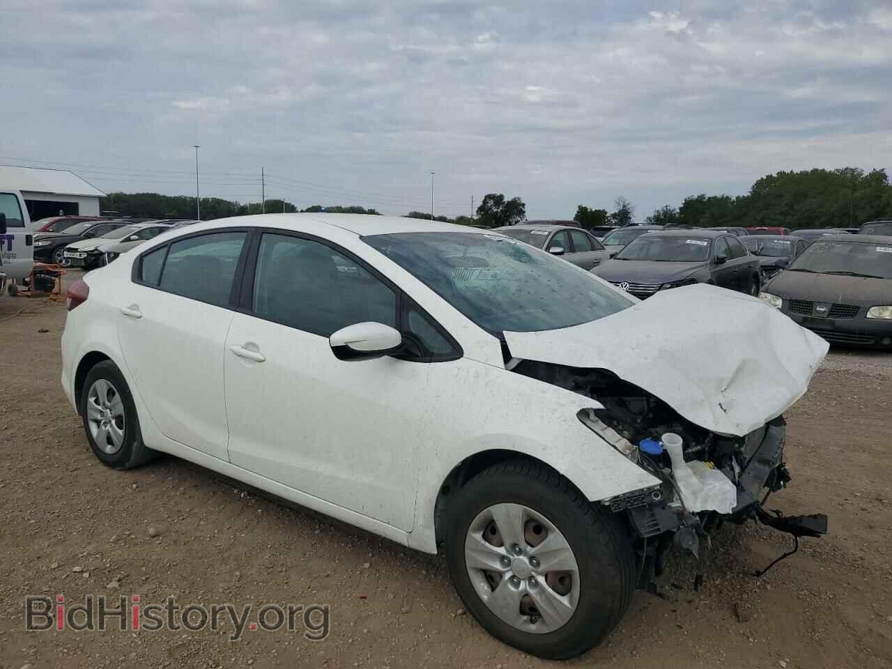2017 KIA FORTE - VIN: 3KPFK4A79HE063639 - Фото 4