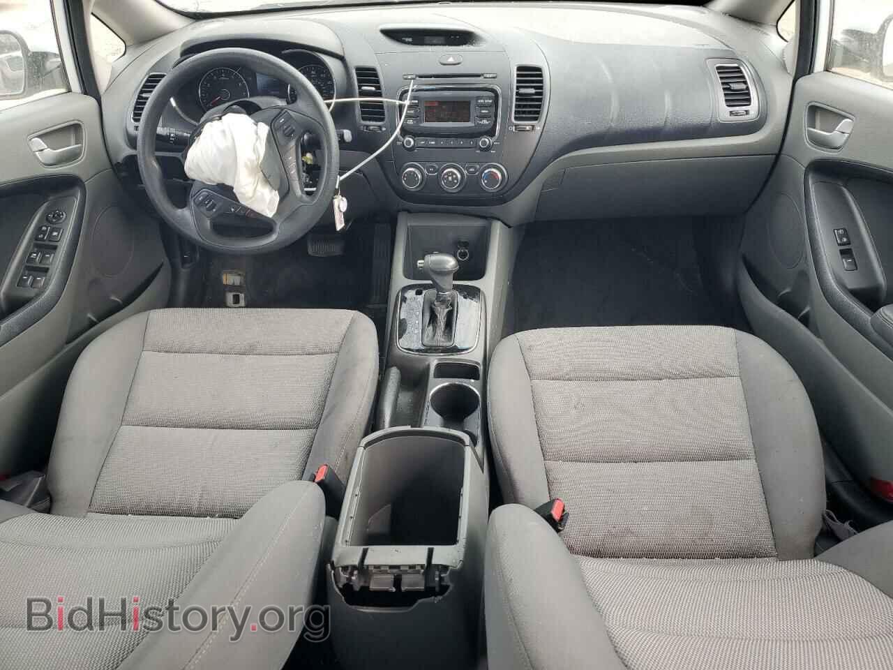 2017 KIA FORTE - VIN: 3KPFK4A79HE063639 - Фото 8