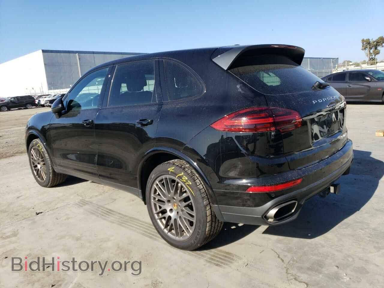 2017 PORSCHE CAYENNE - VIN: WP1AA2A27HKA86533 - Фото 2