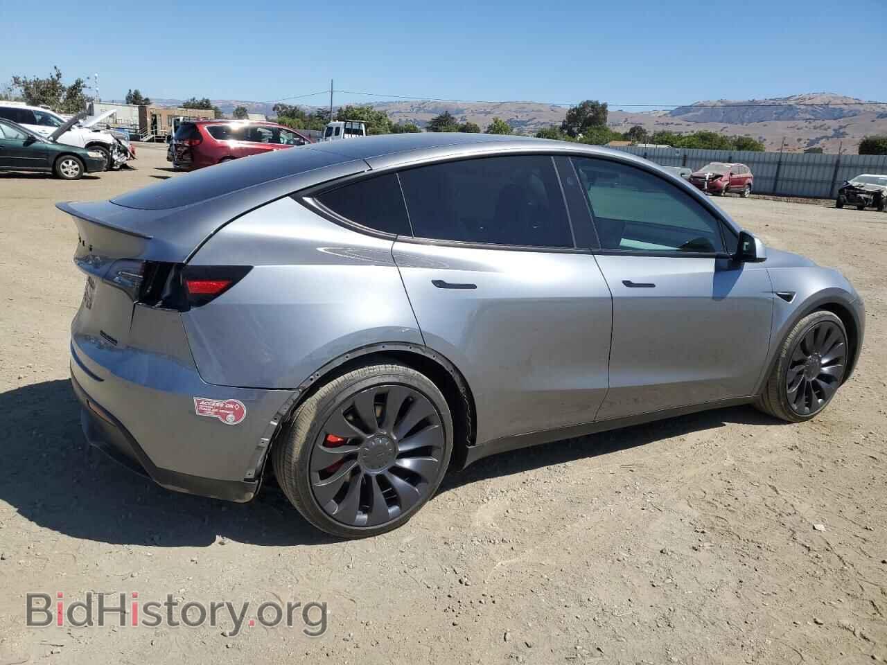 2024 TESLA MODEL Y - VIN: 7SAYGDEF0RF128128 - Photo 3
