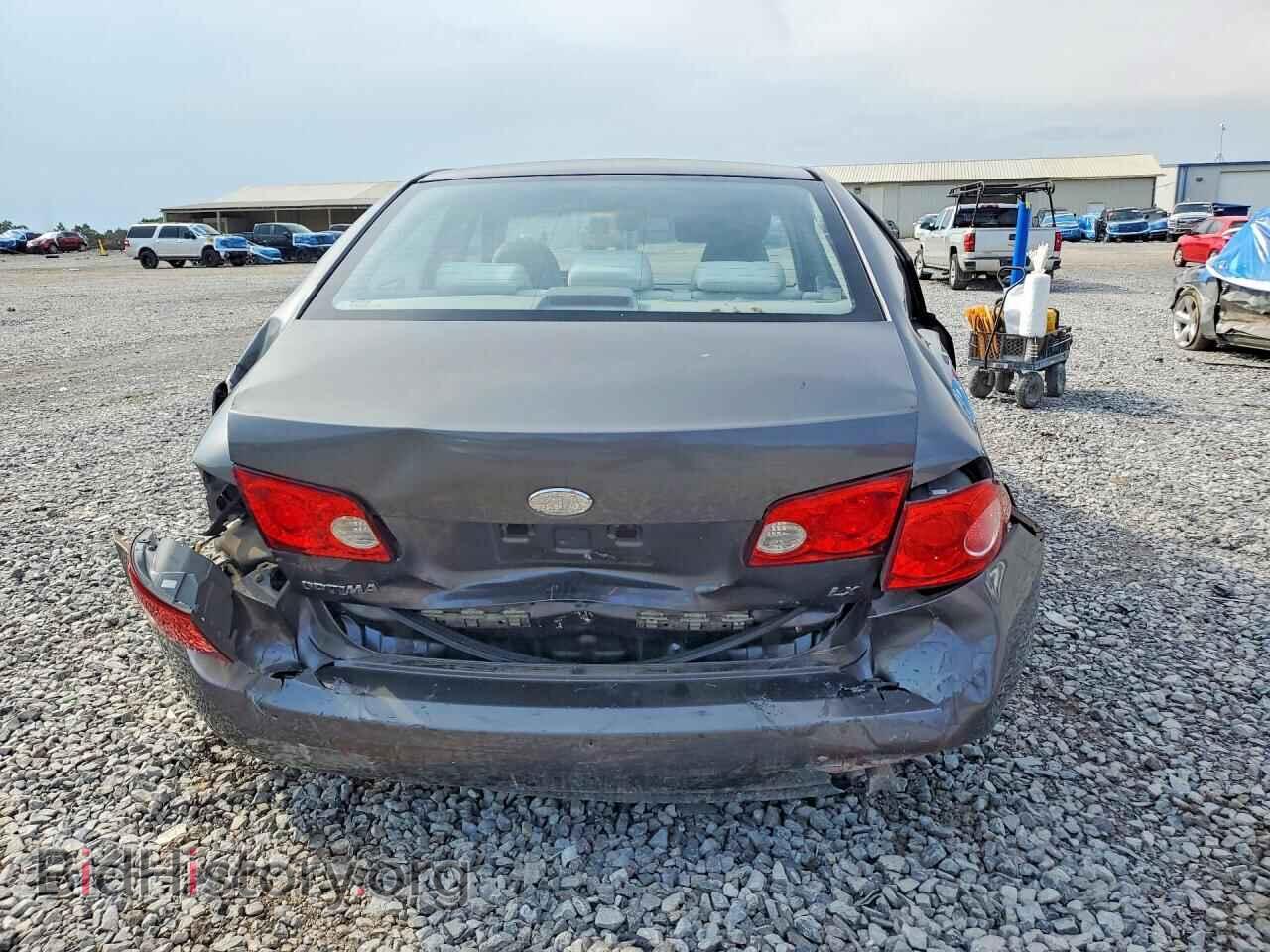 2007 KIA OPTIMA - VIN: KNAGE123775139386 - Фото 6