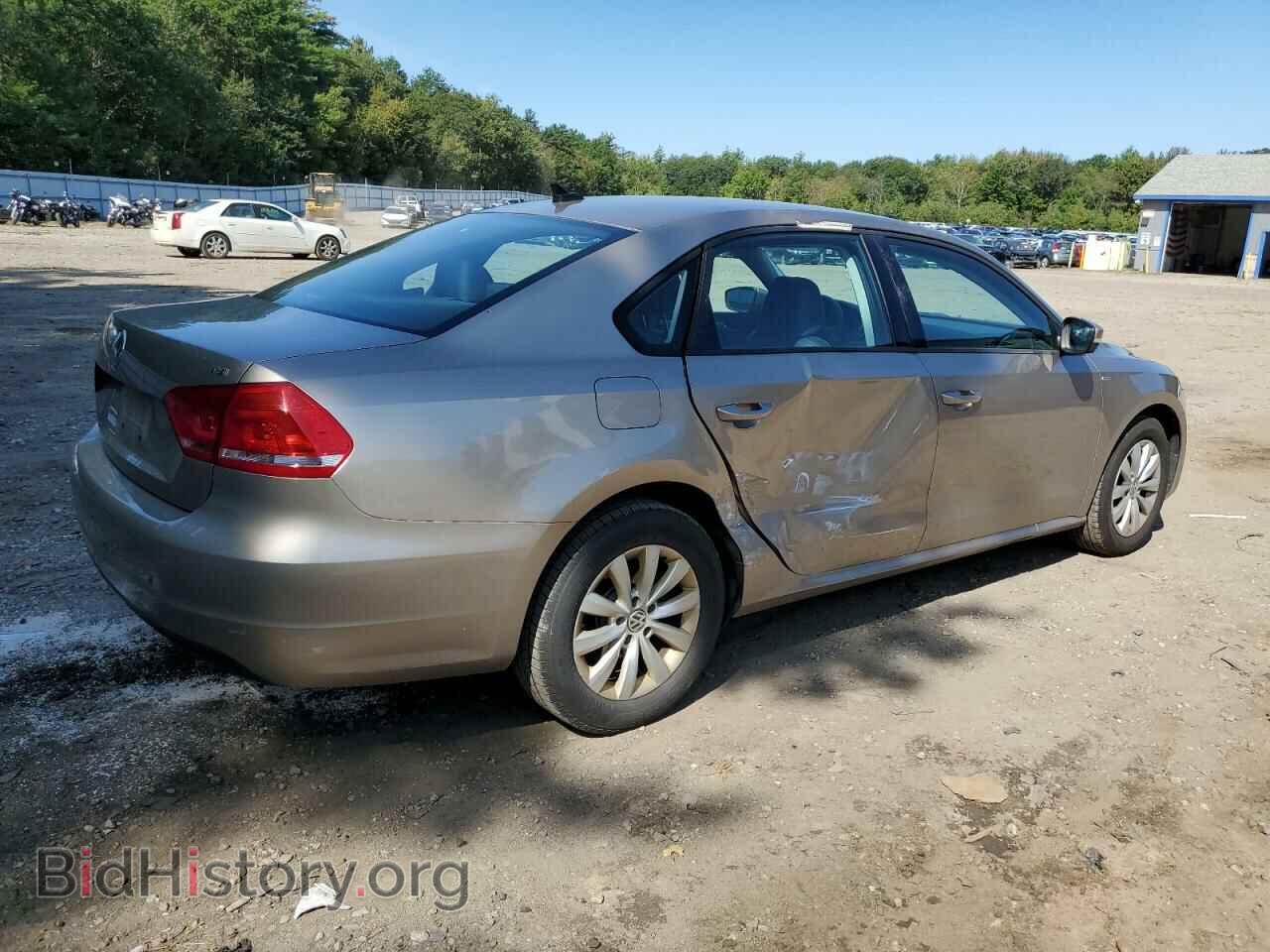 2015 VOLKSWAGEN PASSAT - VIN: 1VWAT7A30FC013882 - Фото 3
