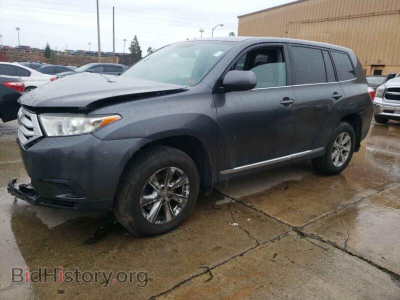 2013 Toyota HIGHLANDER (VIN 5TDBK3EH8DS246641) — фото 1 из 12, Copart, повреждение: передняя часть