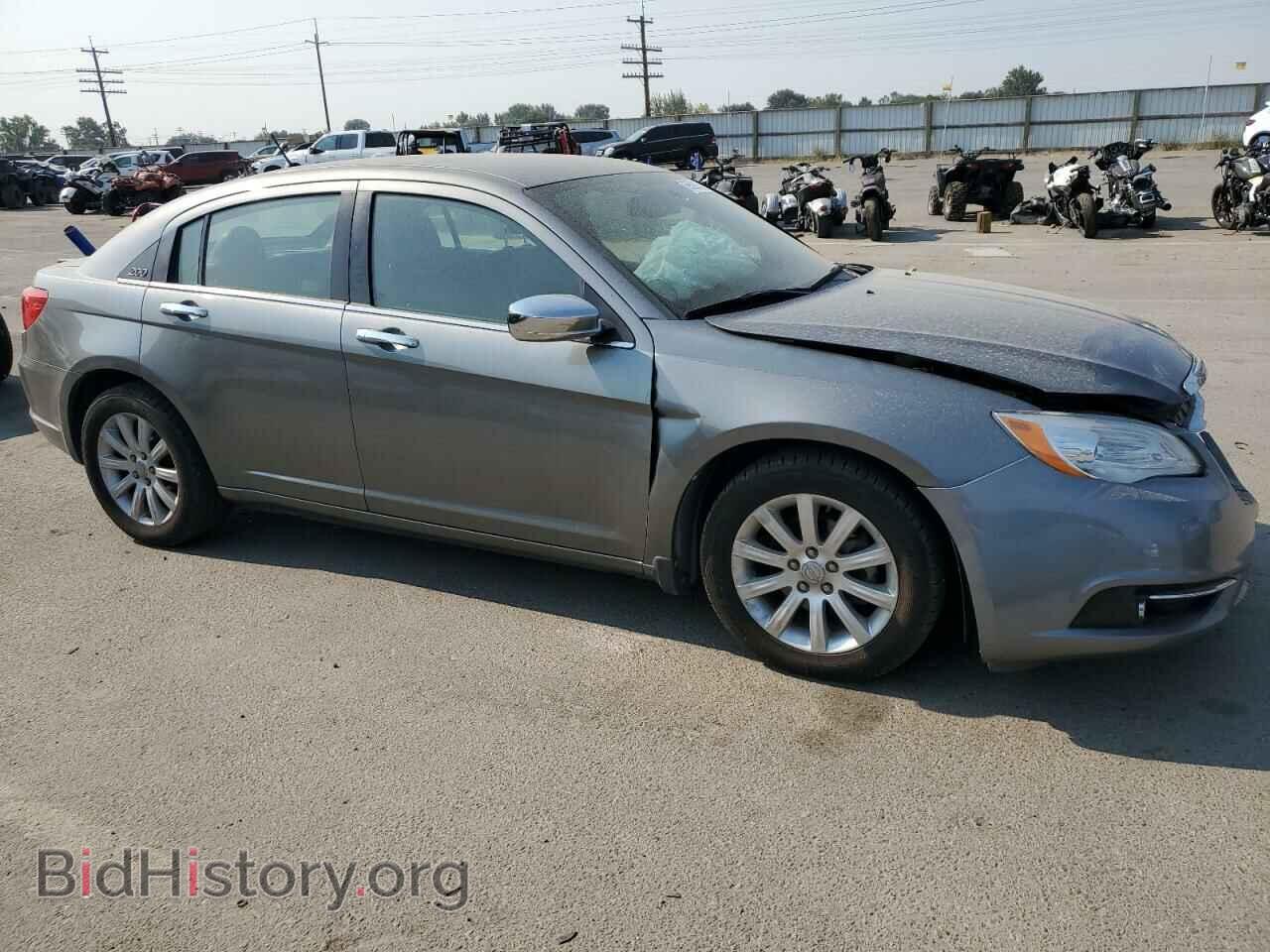 2013 CHRYSLER 200 - VIN: 1C3CCBCG3DN527522 - Фото 4