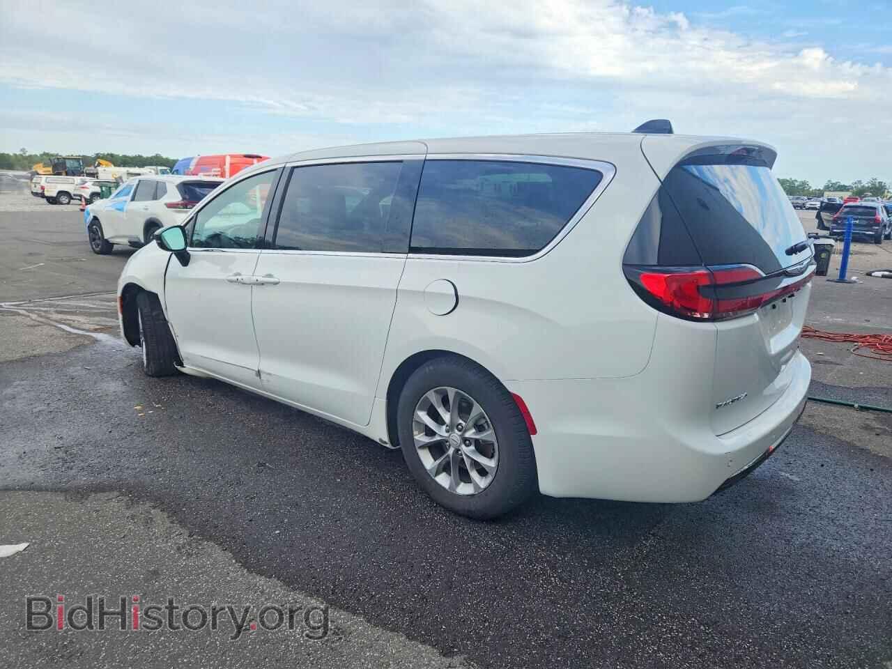 2026 CHRYSLER PACIFICA - VIN: 2C4RC1GG9TR263072 - Photo 2