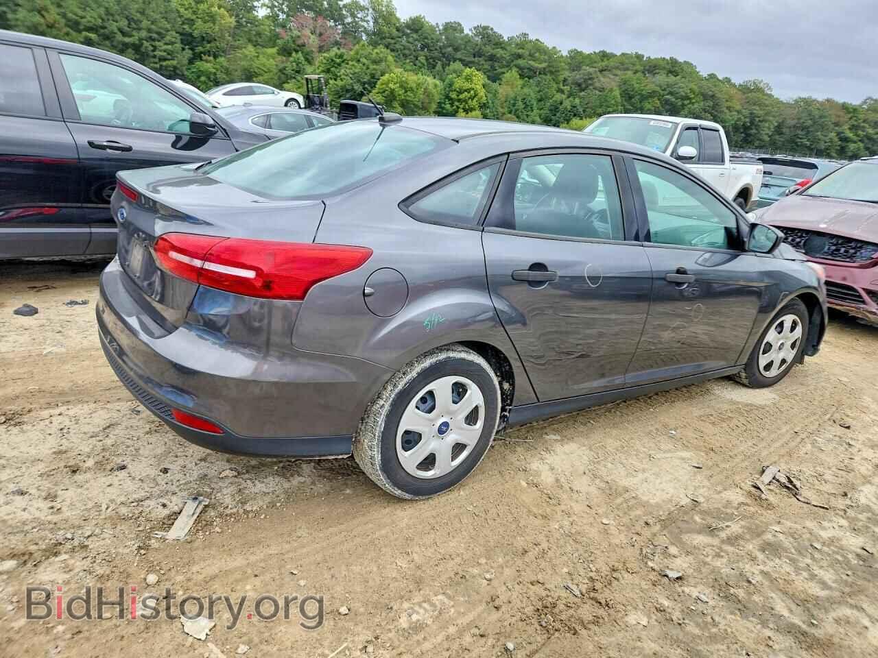 2018 FORD FOCUS - VIN: 1FADP3E2XJL225735 - Фото 3