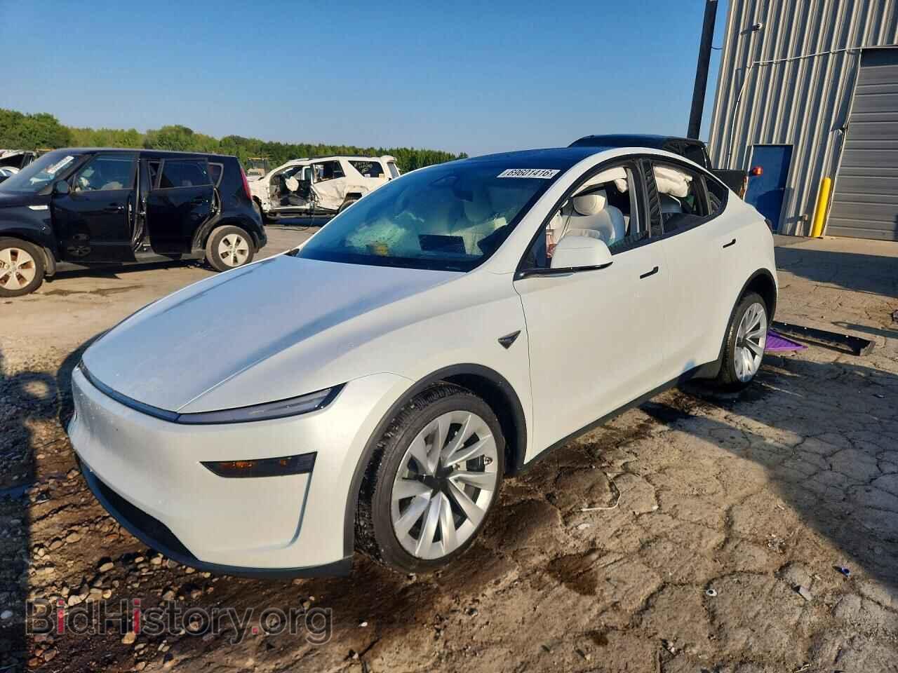 Фотография 7SAYGDEE9TA432747 - TESLA MODEL Y 2026