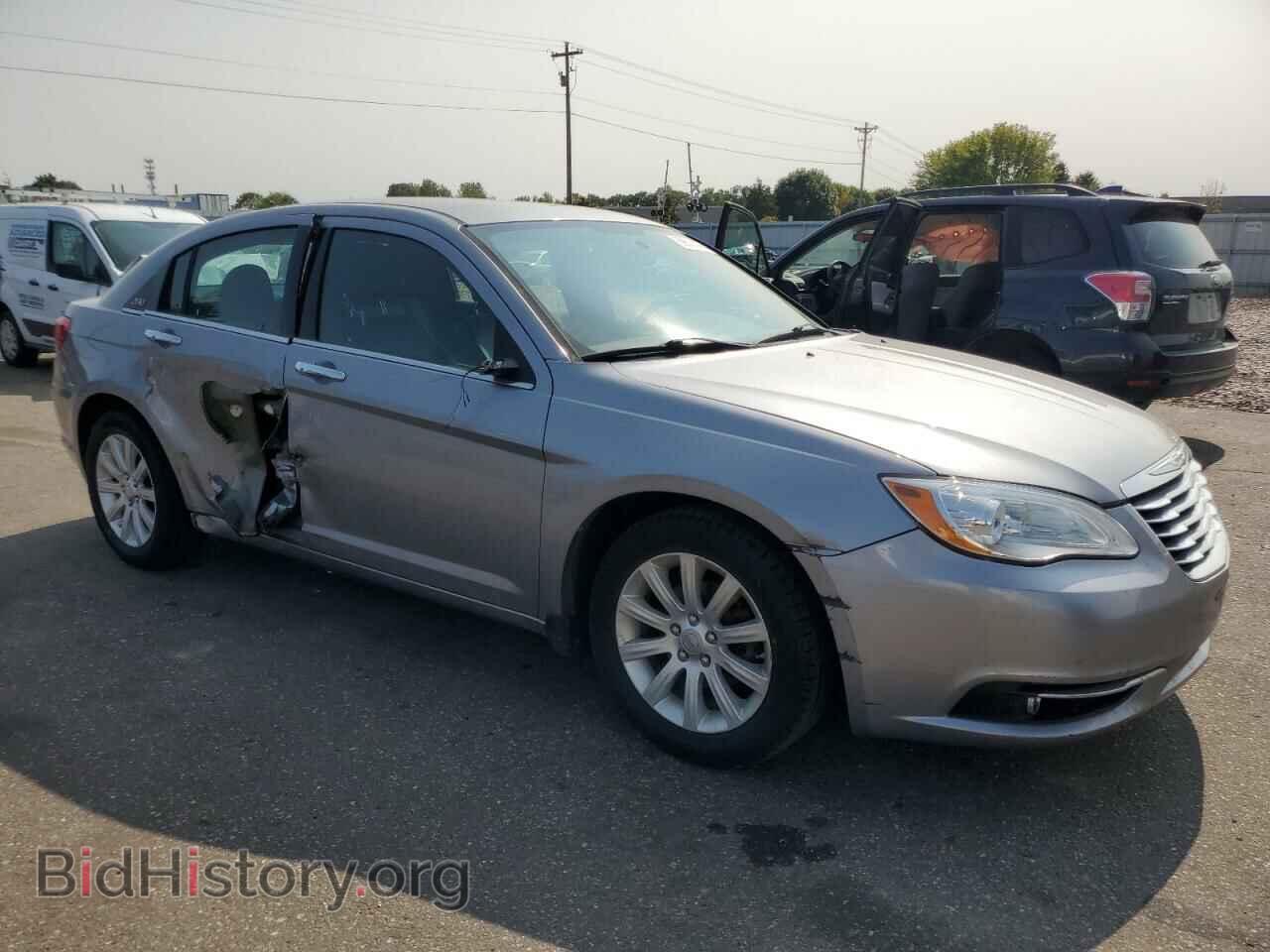 2013 CHRYSLER 200 - VIN: 1C3CCBCG0DN583238 - Фото 4