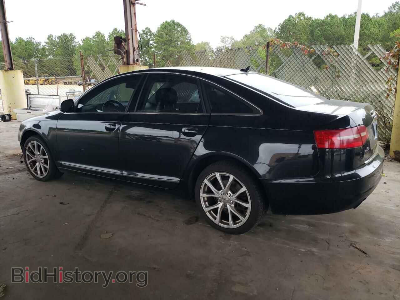 2010 AUDI A6 - VIN: WAUEKAFB4AN070472 - Фото 2