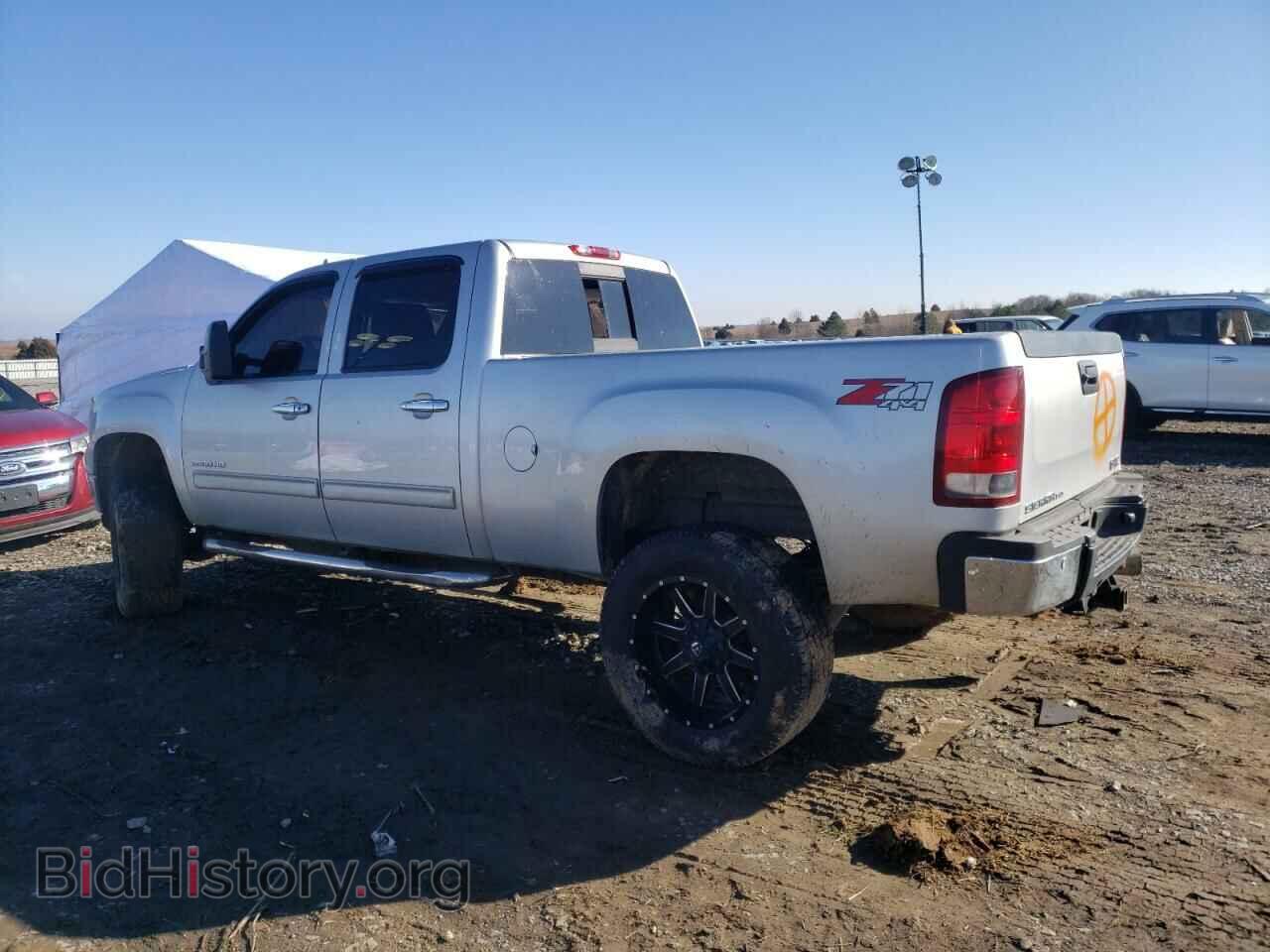 2011 GMC SIERRA - VIN: 1GT121E85BF128222 - Фото 3