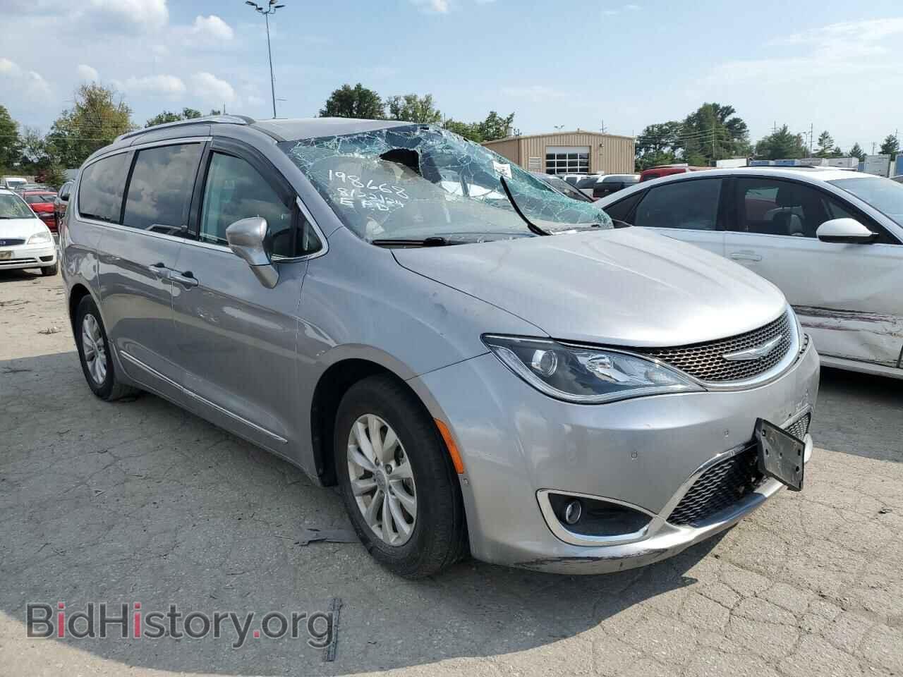 2018 CHRYSLER PACIFICA - VIN: 2C4RC1BG9JR216872 - Фото 4