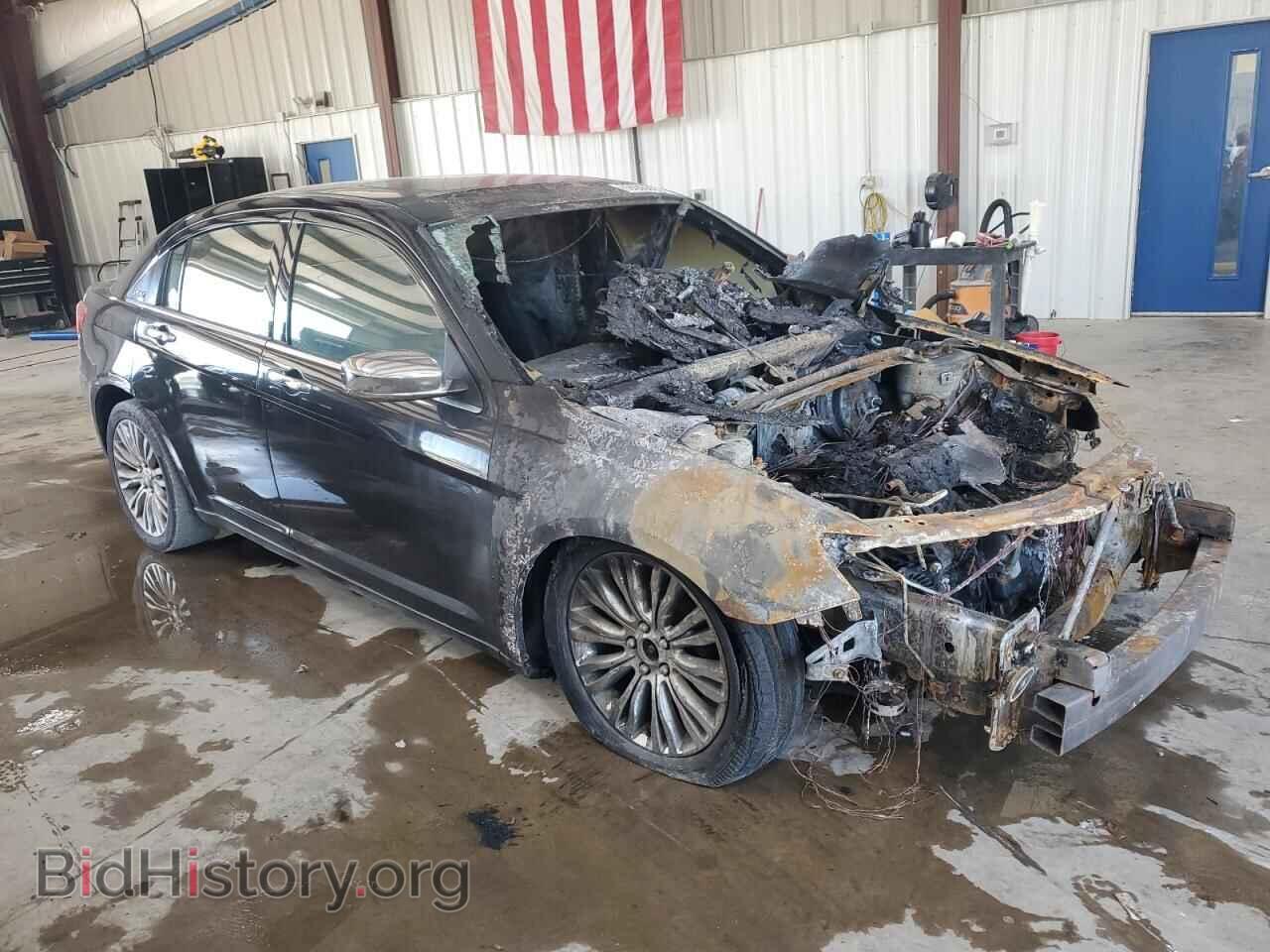 2011 CHRYSLER 200 - VIN: 1C3BC2FB8BN570925 - Фото 4