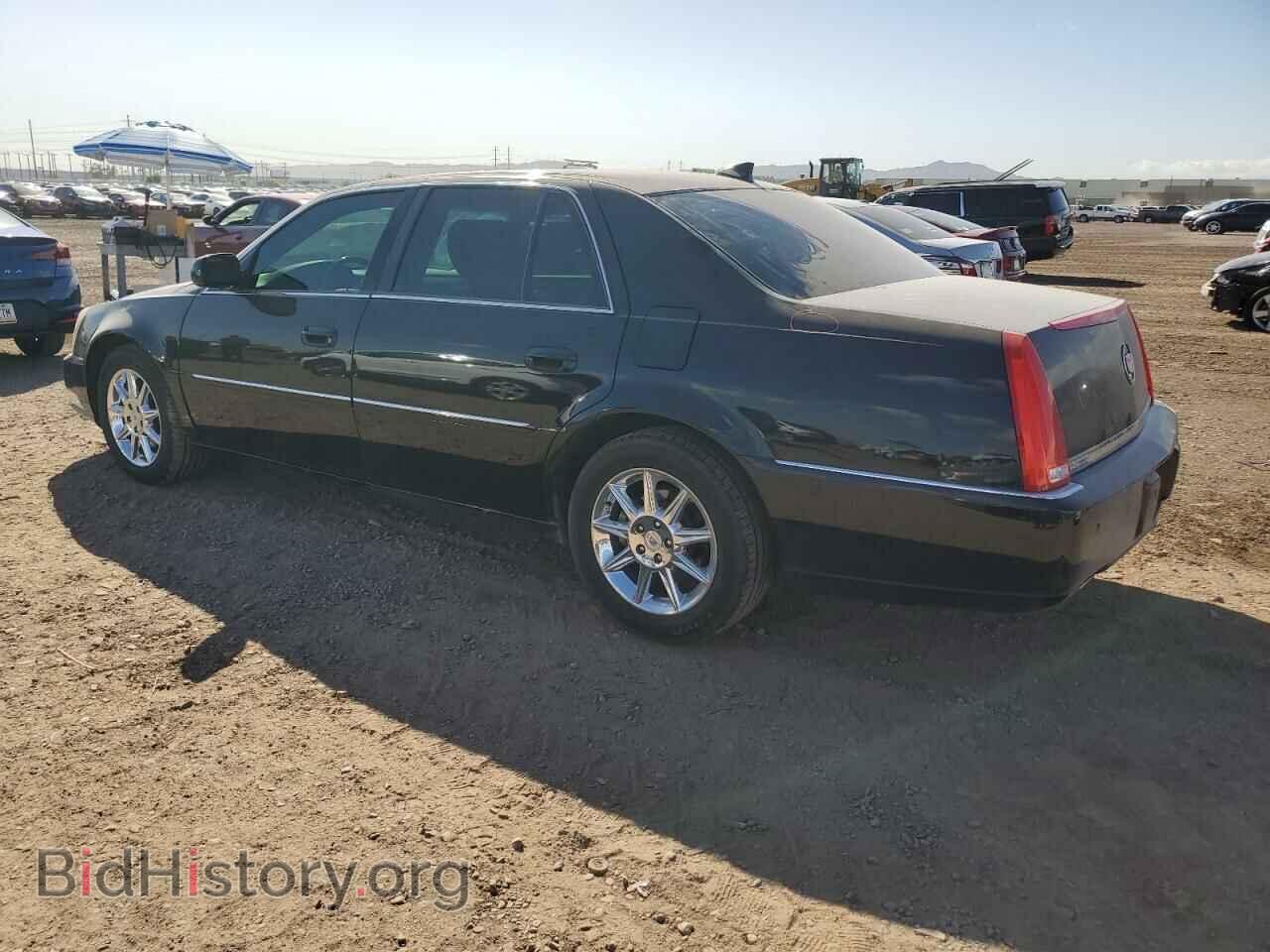 2011 CADILLAC DTS - VIN: 1G6KD5E60BU142791 - Фото 2