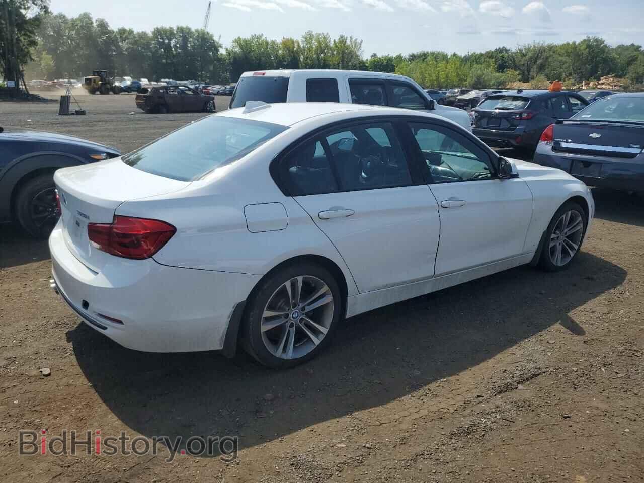 2016 BMW 3 SERIES - VIN: WBA8E3G51GNU05270 - Фото 3