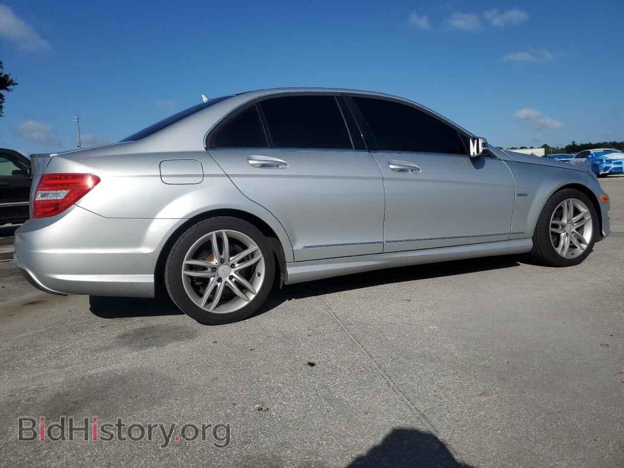 2012 MERCEDES-BENZ C-CLASS - VIN: WDDGF4HB0CF853063 - Фото 3
