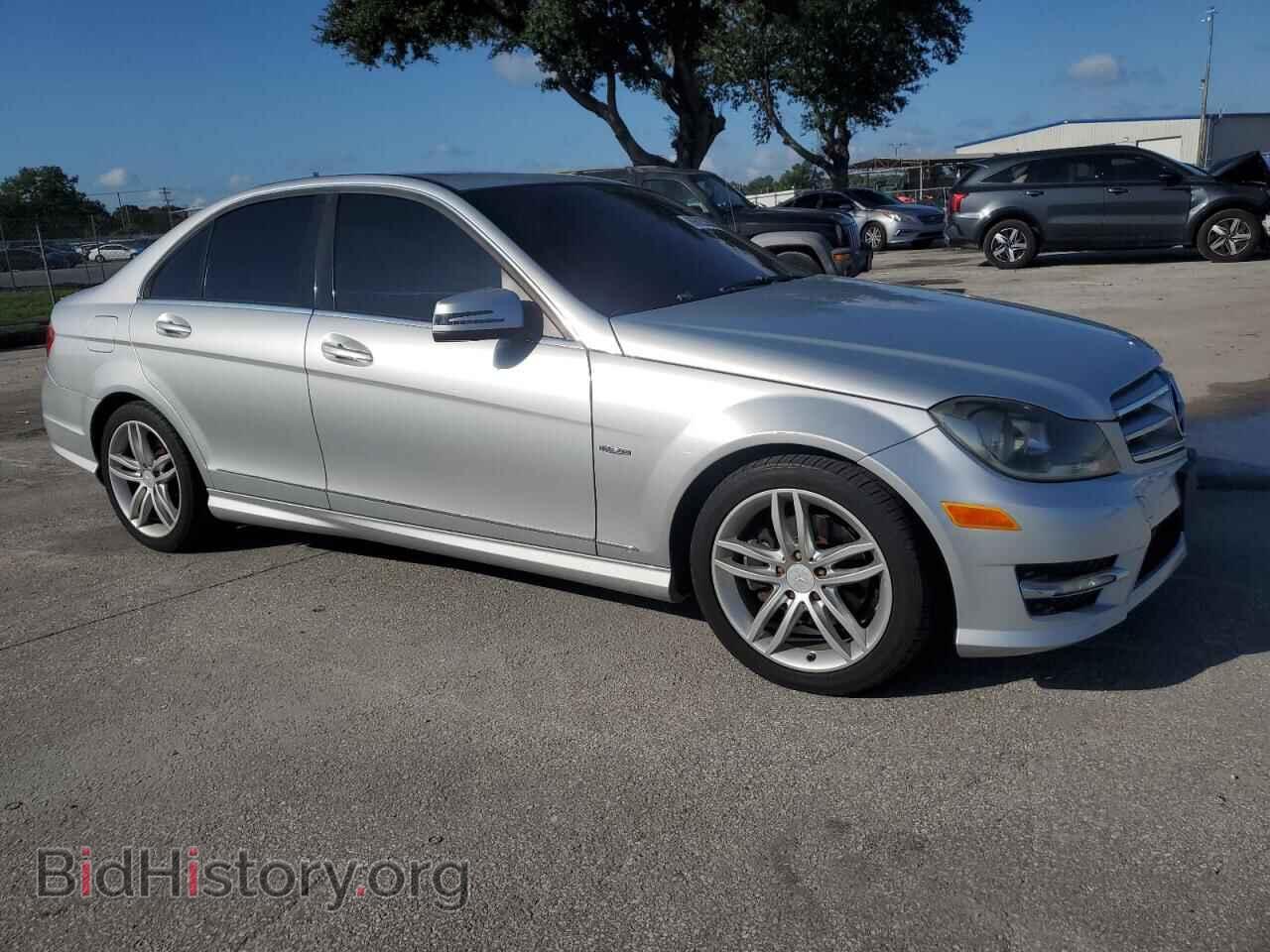 2012 MERCEDES-BENZ C-CLASS - VIN: WDDGF4HB0CF853063 - Фото 4