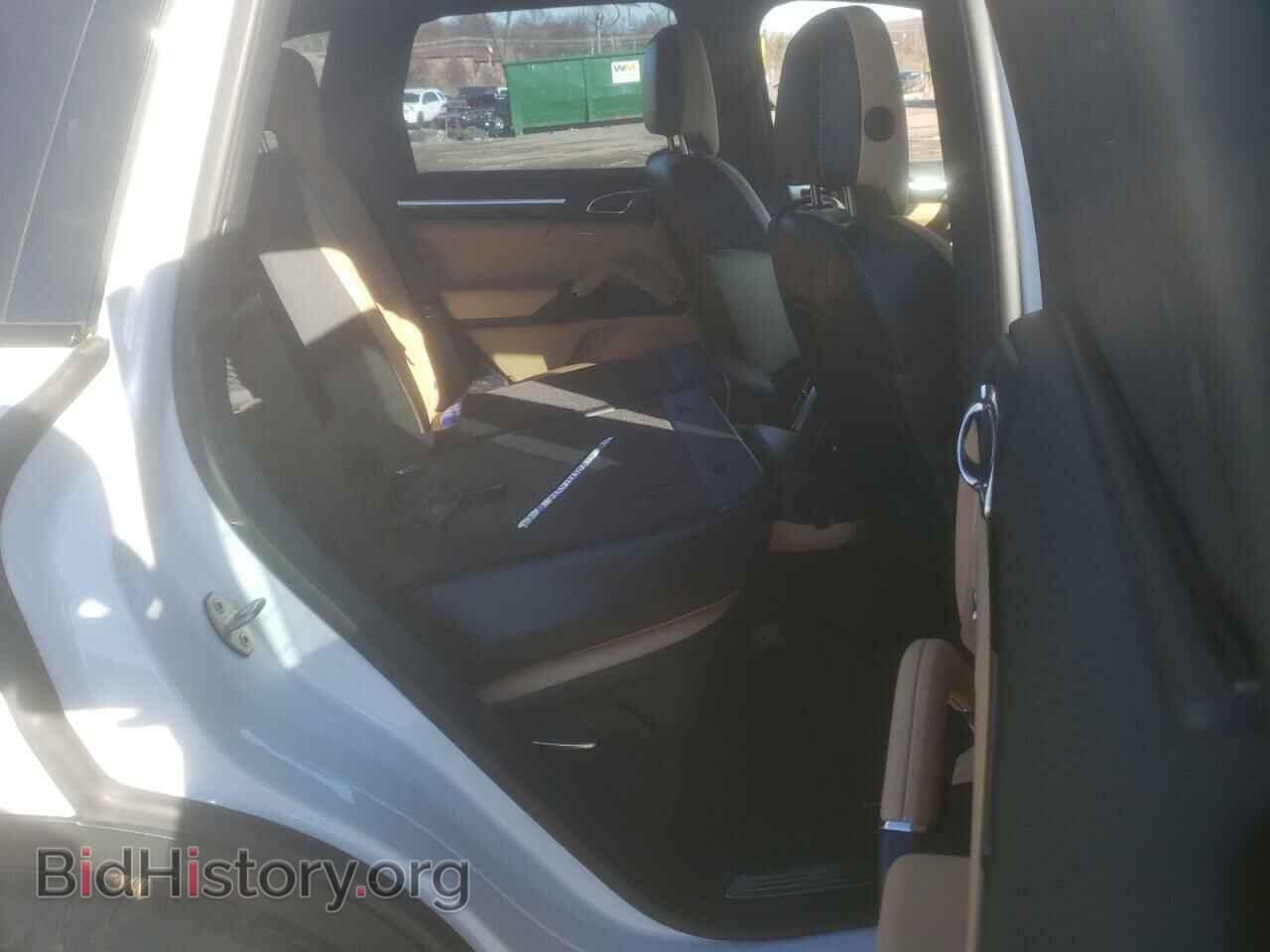 2016 PORSCHE CAYENNE - VIN: WP1AA2A28GLA08285 - Photo 11