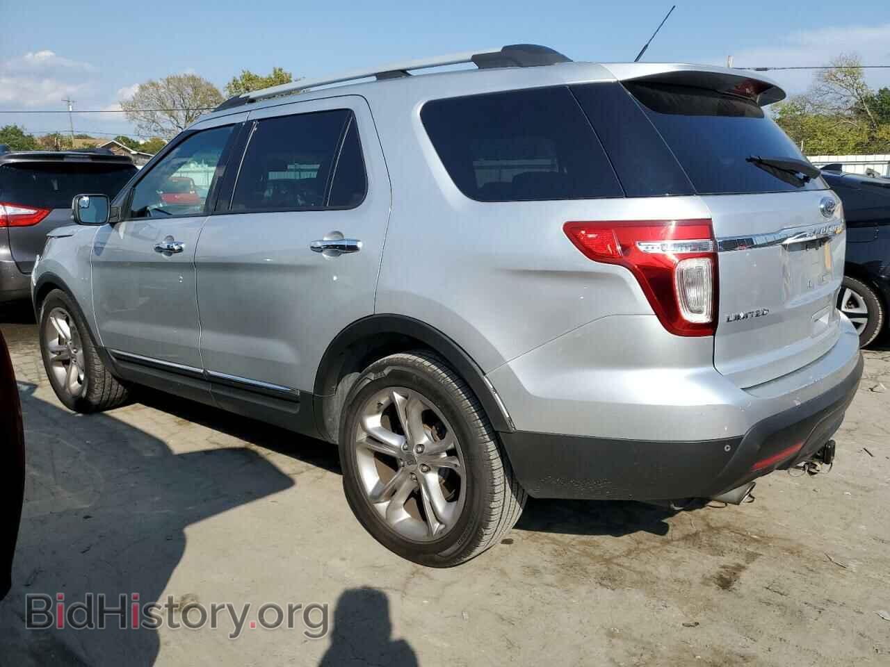 2011 FORD EXPLORER - VIN: 1FMHK7F86BGA19130 - Photo 2