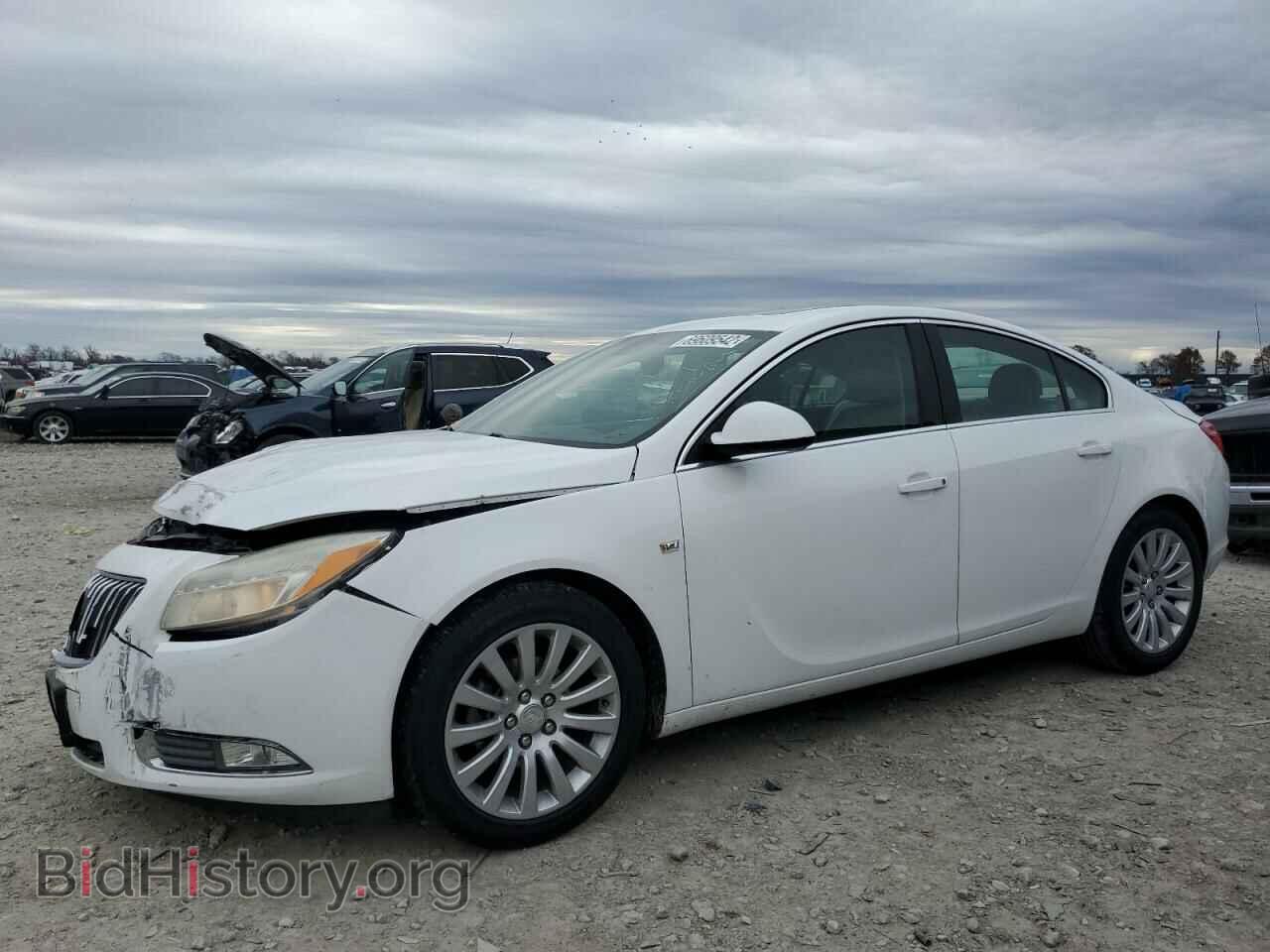 Photo W04GP5EC4B1023878 - BUICK REGAL 2011