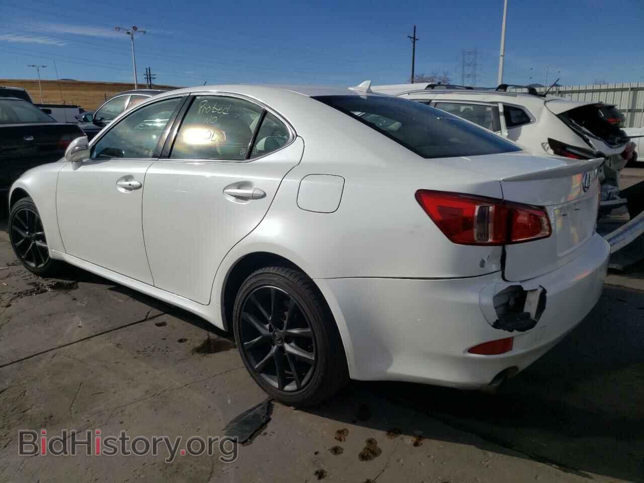 2011 LEXUS IS - VIN: JTHCF5C21B5046737 - Фото 3