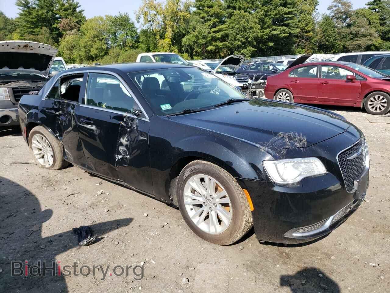 2019 CHRYSLER 300 - VIN: 2C3CCAAG8KH517183 - Фото 4