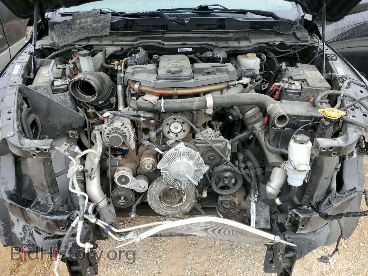 2018 RAM All Models - VIN: 3C6UR5CL6JG223772 - Photo 11