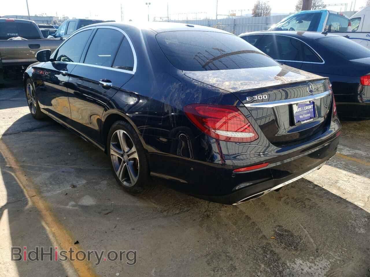 2017 MERCEDES-BENZ E-CLASS - VIN: WDDZF4KBXHA148745 - Фото 3