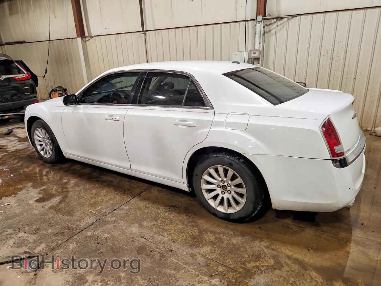 2012 CHRYSLER 300 - VIN: 2C3CCAAG5CH186192 - Photo 2