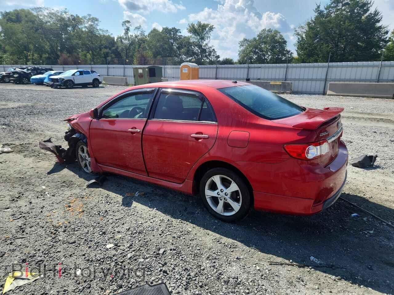 2011 TOYOTA COROLLA - VIN: 2T1BU4EEXBC674979 - Фото 2