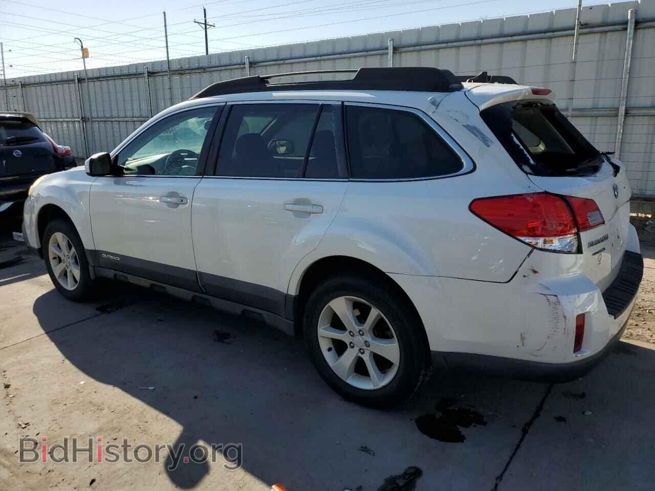 2014 SUBARU OUTBACK - VIN: 4S4BRCCC3E3304561 - Фото 2