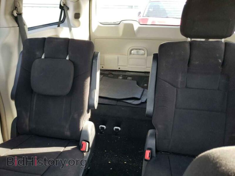 2011 Chrysler MINIVAN (VIN 2A4RR5DG1BR718547) — photo 10 of 13