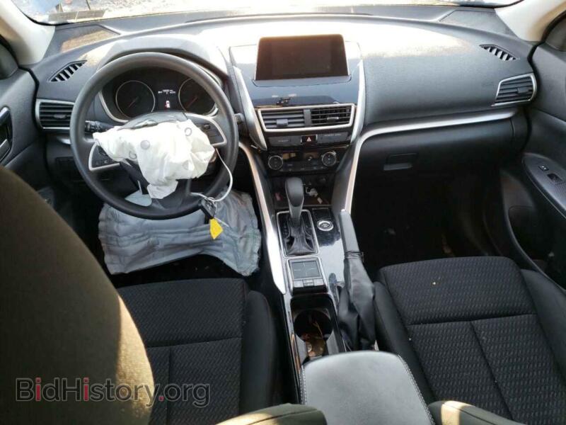 2018 Mitsubishi ECLIPSE (VIN JA4AT4AA8JZ066295) — photo 8 of 14