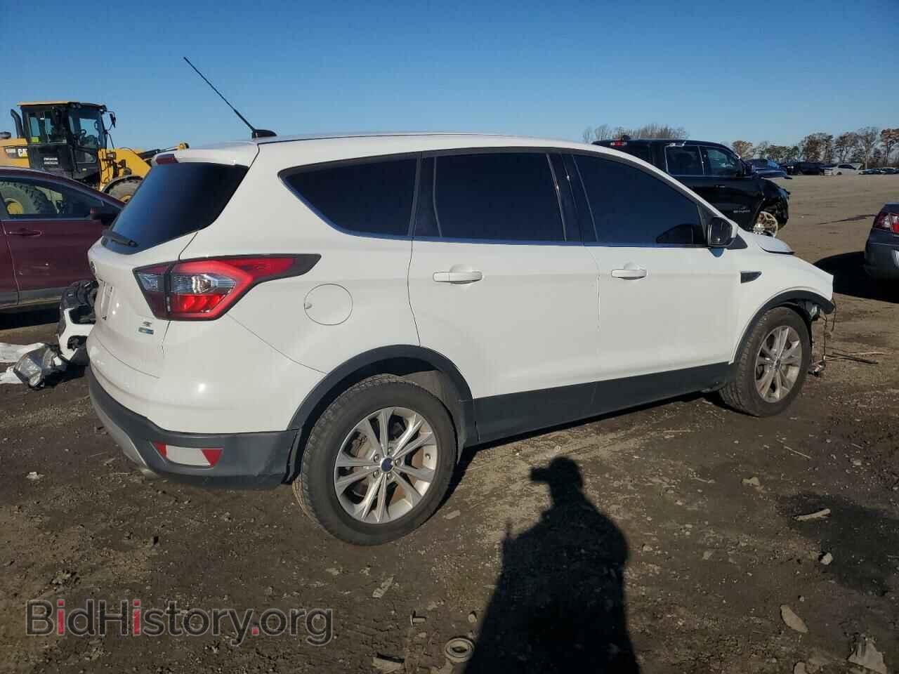 2017 FORD ESCAPE - VIN: 1FMCU9G97HUA10258 - Фото 3