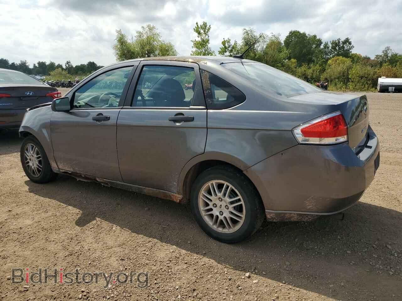 2011 FORD FOCUS - VIN: 1FAHP3FN6BW176527 - Фото 2