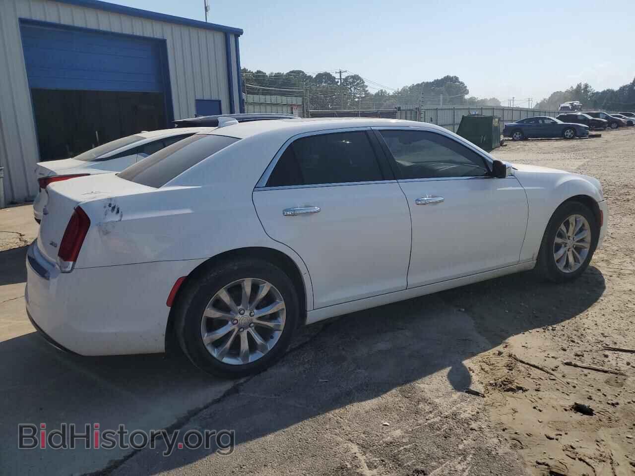 2020 CHRYSLER 300 - VIN: 2C3CCAKG5LH124502 - Фото 3