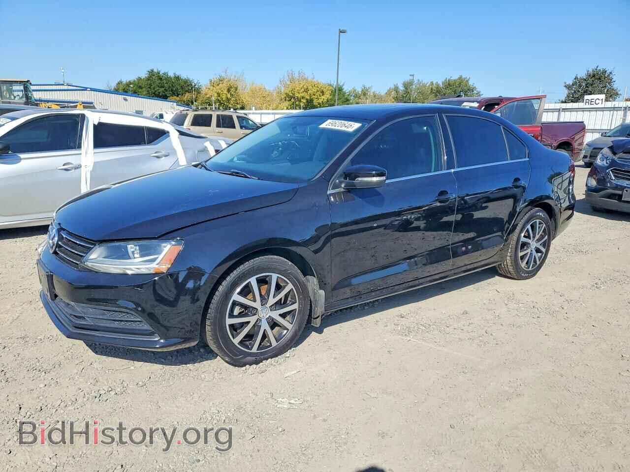 Фотография 3VWDB7AJ4HM402461 - VOLKSWAGEN JETTA 2017