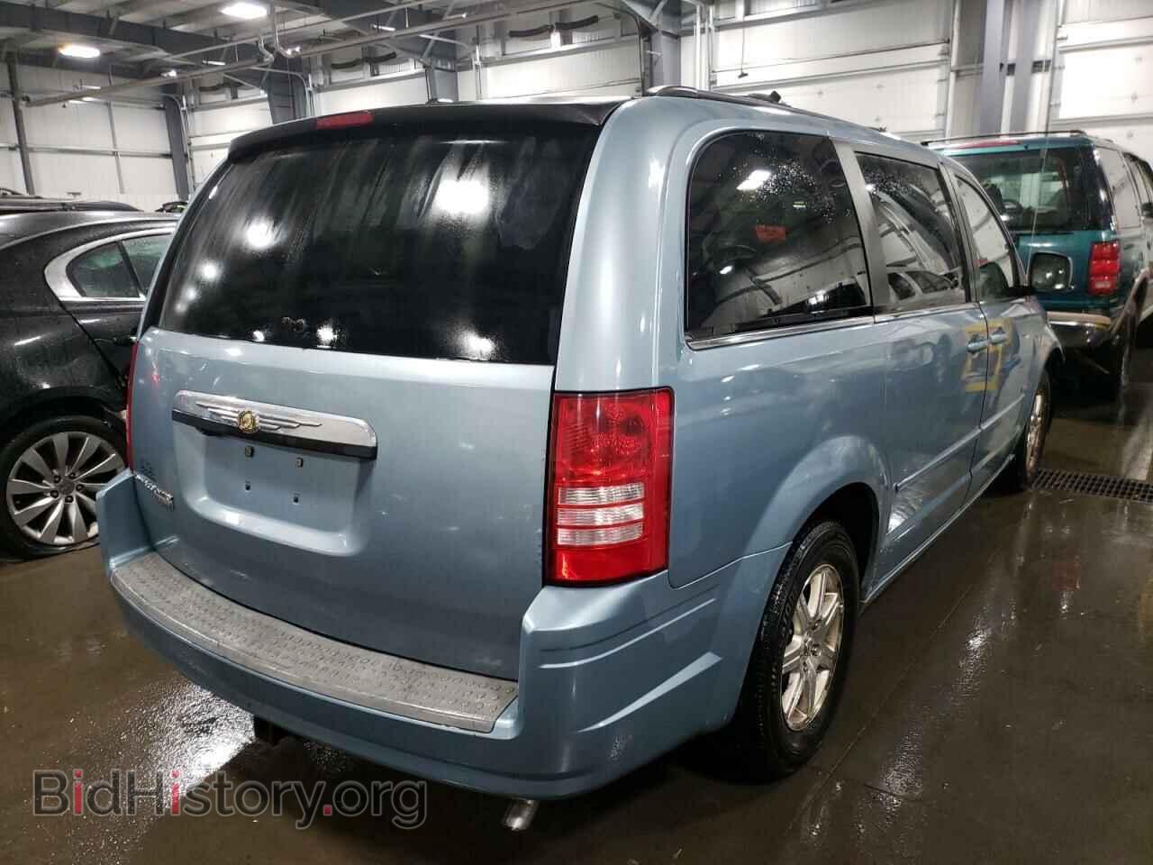 2008 CHRYSLER MINIVAN - VIN: 2A8HR54P68R712004 - Фото 4