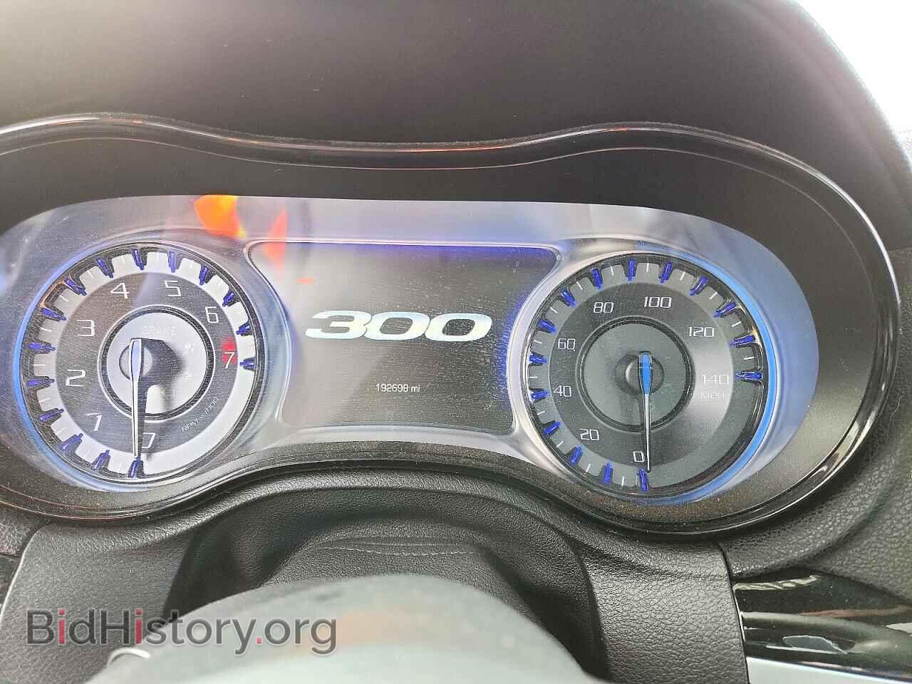 2017 CHRYSLER 300 - VIN: 2C3CCAGG3HH522131 - Photo 9