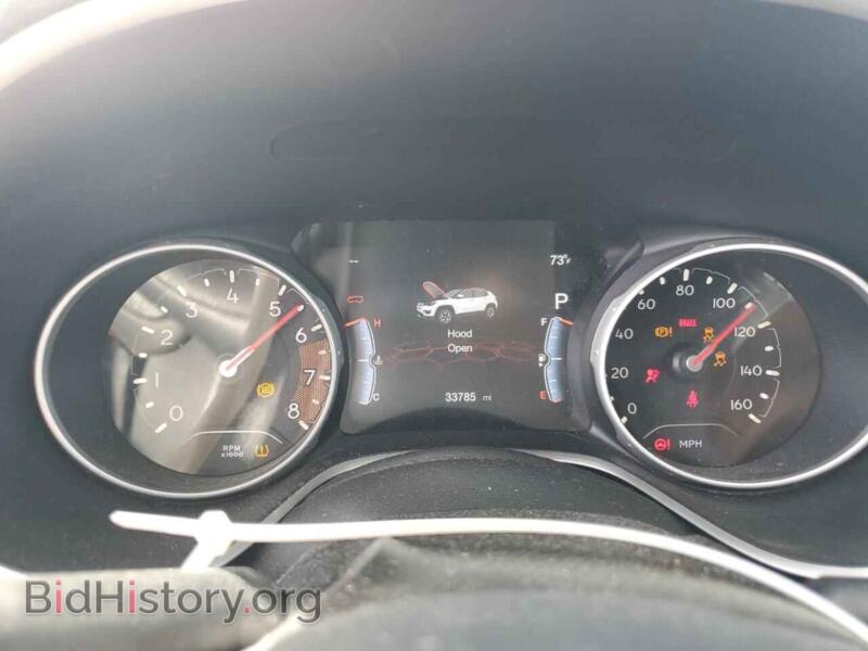 2019 Jeep COMPASS (VIN 3C4NJCCB6KT743883) — photo 9 of 15