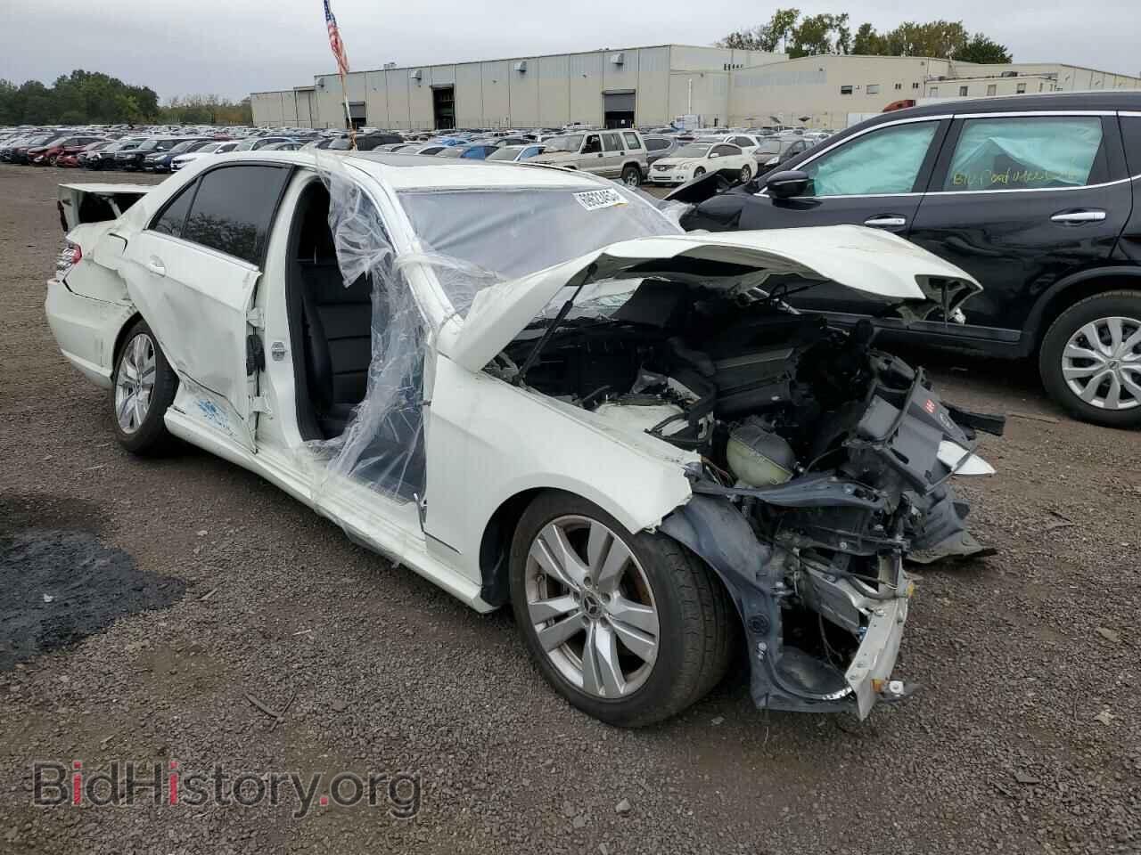 2011 MERCEDES-BENZ E-CLASS - VIN: WDDHF8HB0BA382877 - Фото 4