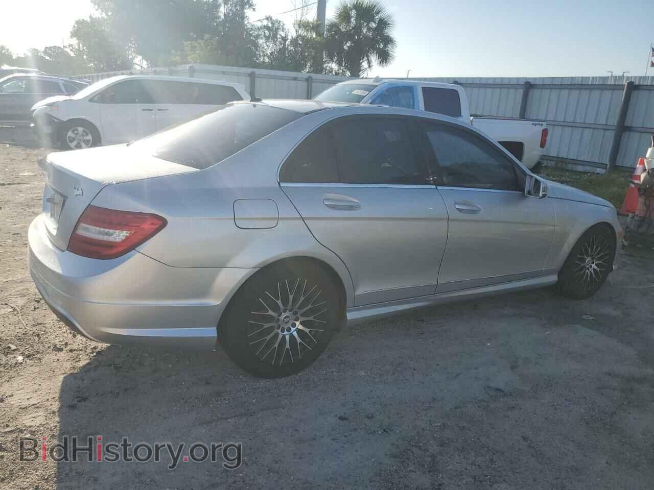 2014 MERCEDES-BENZ C-CLASS - VIN: WDDGF4HB9EA966509 - Фото 3