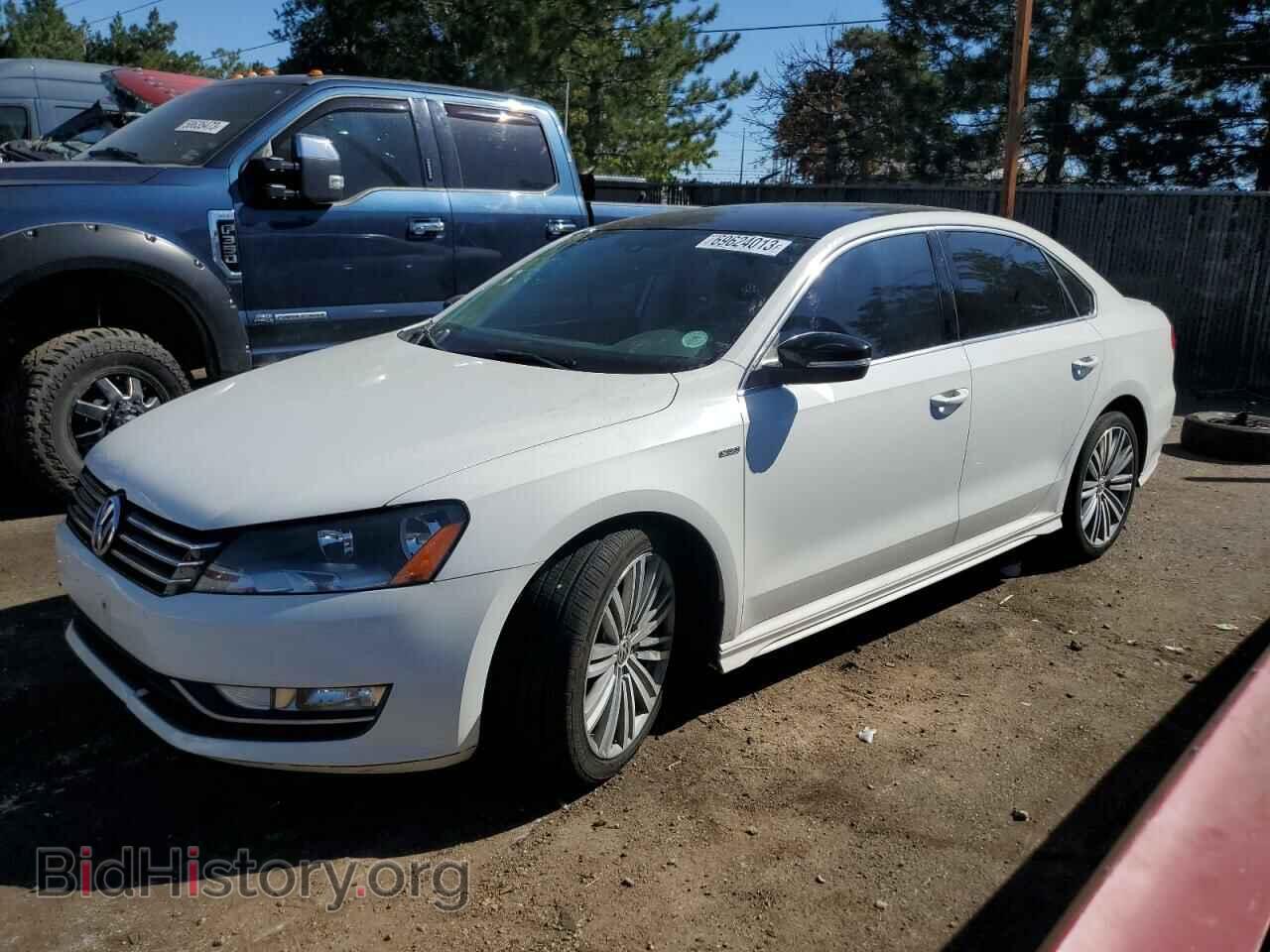 Photo 1VWBS7A36FC070367 - VOLKSWAGEN PASSAT 2015