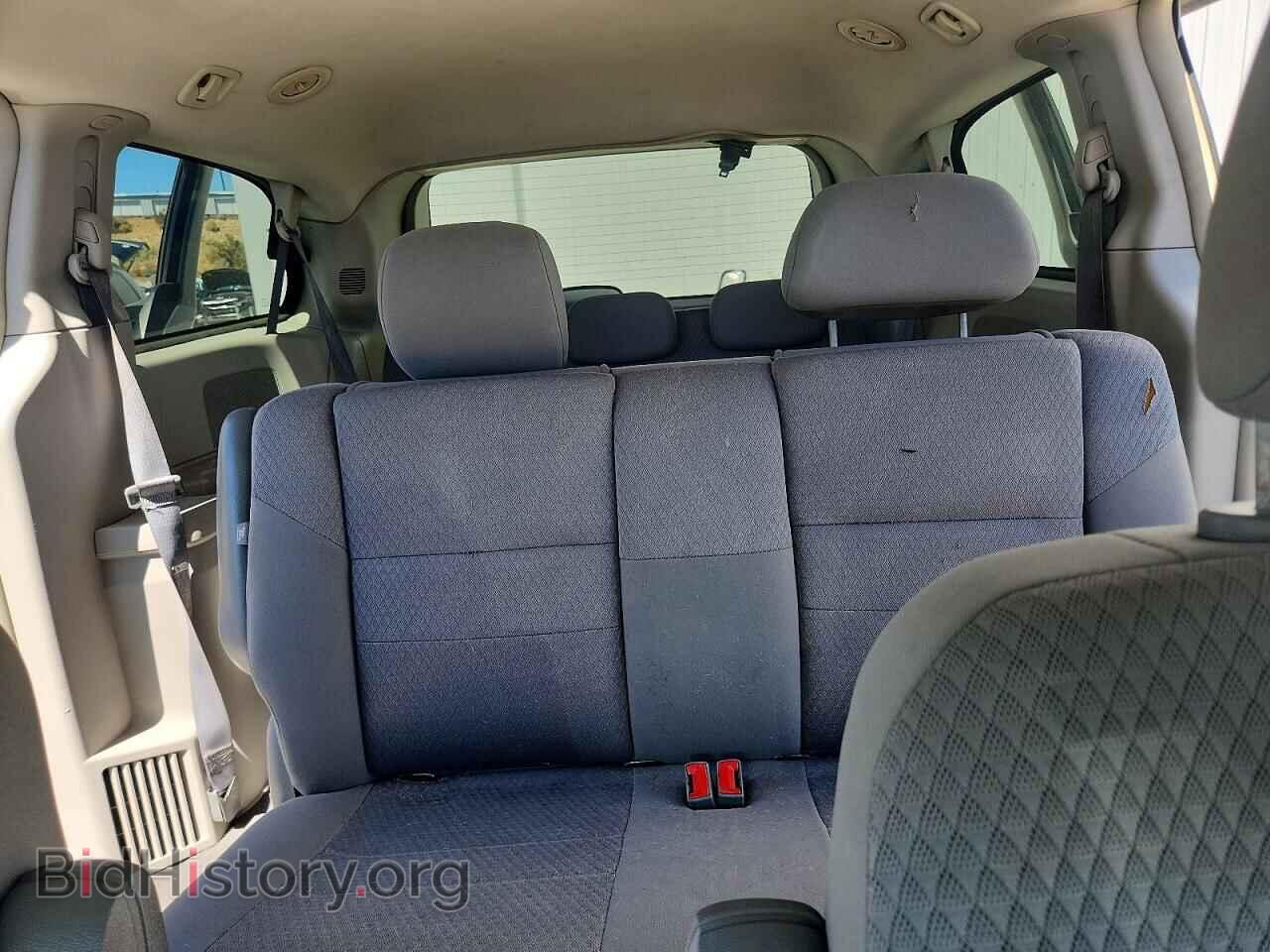 2008 CHRYSLER MINIVAN - VIN: 2A8HR44H08R726855 - Фото 10