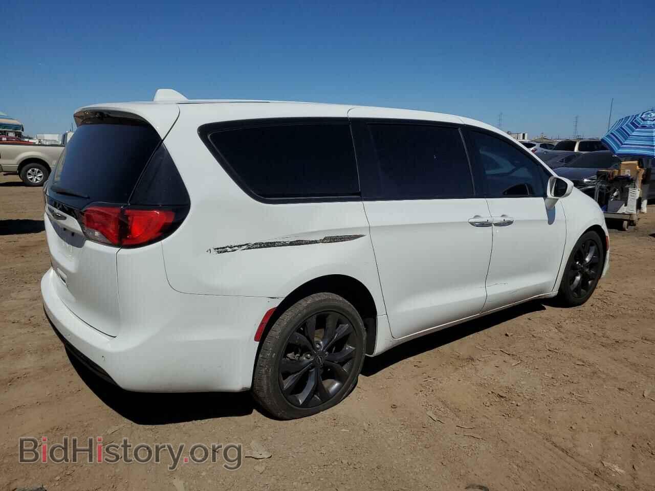 2019 CHRYSLER PACIFICA - VIN: 2C4RC1FGXKR633395 - Photo 3