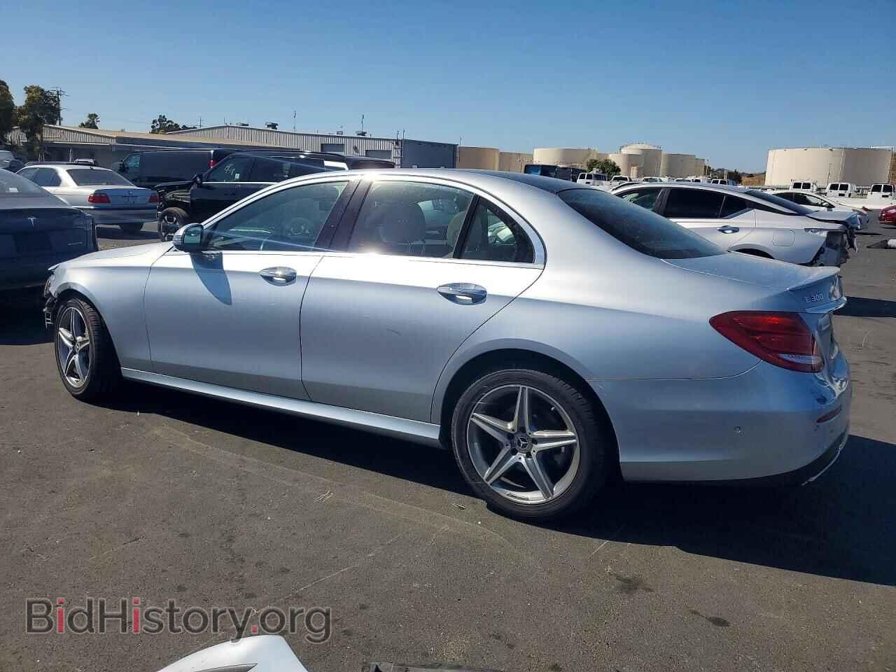 2018 MERCEDES-BENZ E-CLASS - VIN: WDDZF4JB2JA469010 - Фото 2
