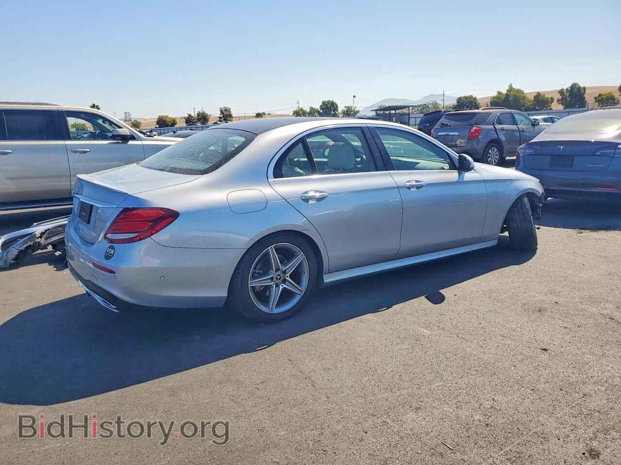 2018 MERCEDES-BENZ E-CLASS - VIN: WDDZF4JB2JA469010 - Фото 3